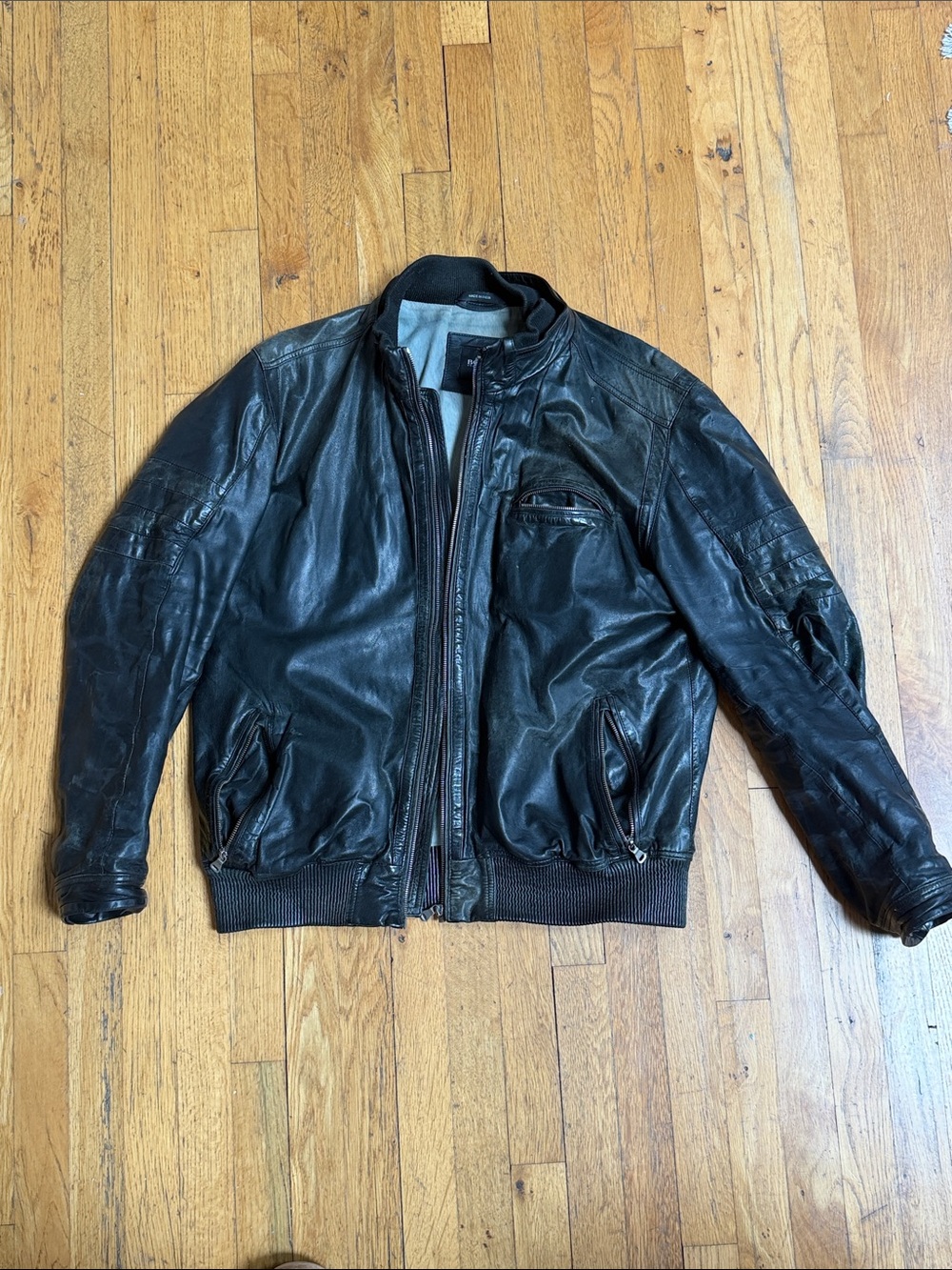 Vintage Rare Hugo Boss Black Leather Bomber Jacket with Zip Pockets 44R